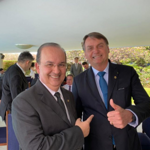 Bolsonaro quer Jorginho em 2022; Moisés pode voltar a pisar em ovos