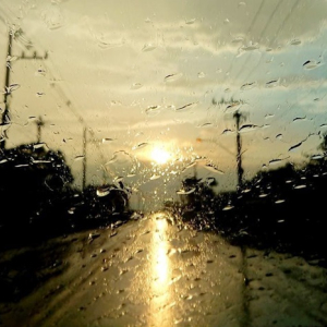 Fim de semana será de forte calor e risco de chuva isolada na região