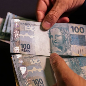 Conselho aprova novo salário mínimo regional no Paraná; confira os valores