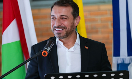 As novas pontes de Carlos Moisés no governo de SC