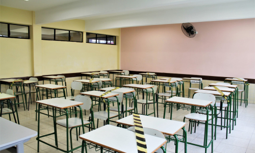 Escolas recebem materiais de prevenção contra a covid-19 no Paraná