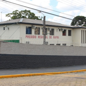 Detentos fogem do Presídio Regional de Mafra