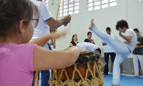 Projeto vai levar aulas de dança e capoeira para crianças e adolescentes de Mafra