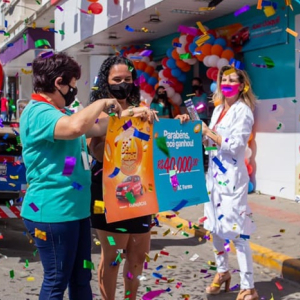 Moradora de Mafra ganha carro 0km em promoção nacional