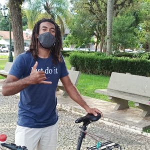 Viajante do Marrocos percorre o Brasil de bicicleta e passa por Riomafra