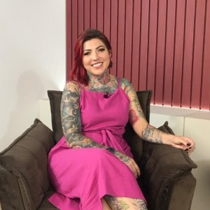 "Mulheres Que Inspiram": Empreendedora Debora Rodrigues fala sobre carreira e empoderamento feminino