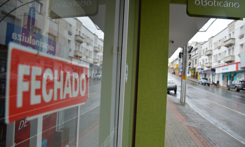 Em vídeo, Sincomafra se manifesta contra lockdown