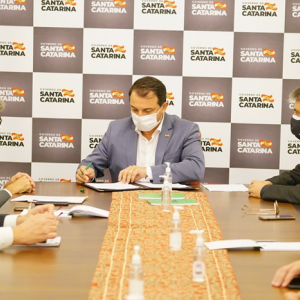 SC anuncia auxílio emergencial estadual para empreendedores