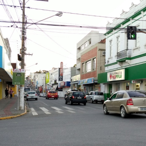 Feriado de Páscoa: ACIM e Sincomafra orientam sobre funcionamento do comércio