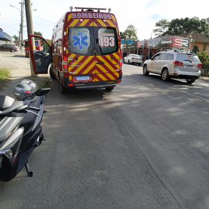 Duas motos colidem no Alto de Mafra