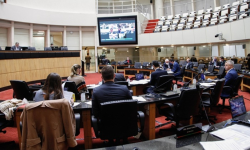 Auxílio emergencial de SC avança na Alesc
