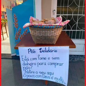 Padaria doa pães para pessoas necessitadas em Mafra