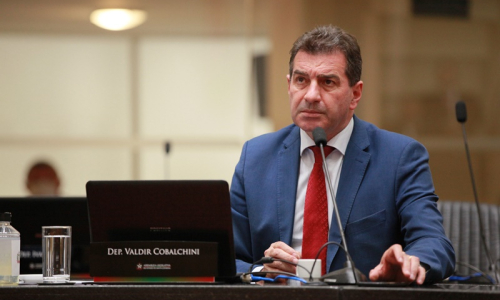 Valdir Cobalchini aprova combate à estiagem no orçamento de SC