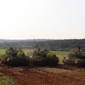 Exército faz simulação de combate para certificação de Força de Prontidão