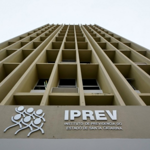 Reforma da Previdência prevê aumento de contribuição para os já aposentados