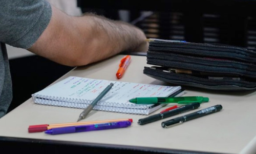 Lei proíbe cobrança de taxas abusivas por universidades privadas em Santa Catarina