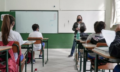 SC encerra semestre letivo com 70% de alunos no modelo presencial