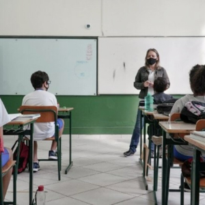 SC encerra semestre letivo com 70% de alunos no modelo presencial