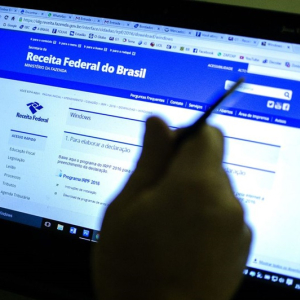 Receita libera consulta a terceiro lote de restituição do IR