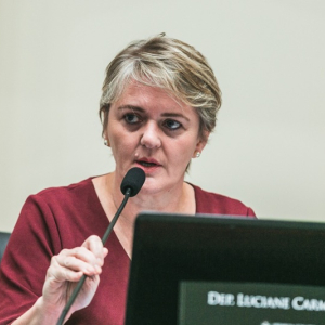 "Servidores não se enxergam na Reforma da Previdência", diz Luciane Carminatti