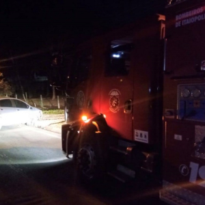 Carro sai de pista e deixa um homem ferido em Itaiópolis