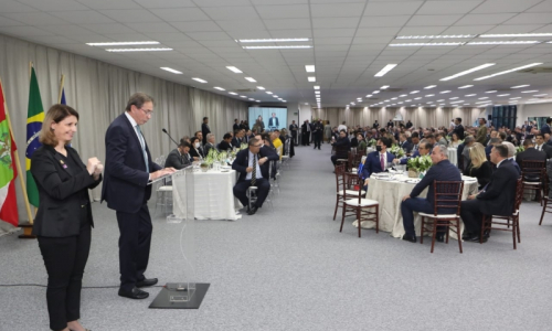 Documento da Fiesc a Bolsonaro defende investimentos e reformas