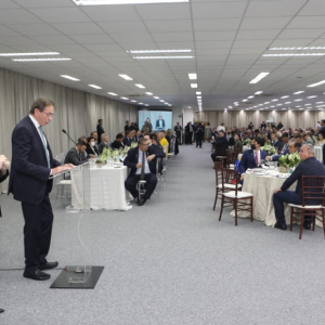 Documento da Fiesc a Bolsonaro defende investimentos e reformas