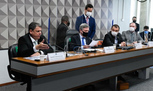 Acordo fechado no Senado garante continuidade das obras nas BRs em SC