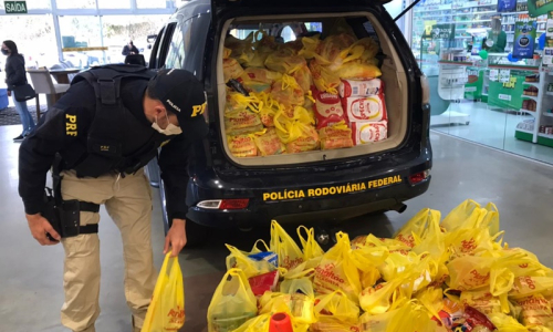 PRF arrecada 8,4 toneladas de alimentos para campanha Estrada Solidária em Mafra