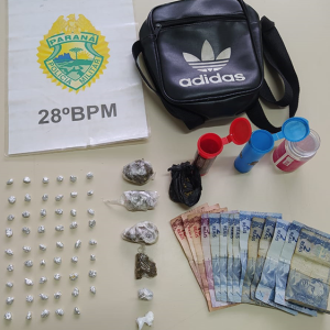 Polícia Militar apreende sementes de maconha e porções de drogas em Rio Negro