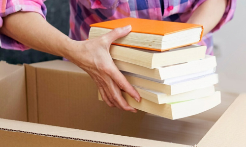 Estante Cultural: alunas da UnC criam projeto para arrecadar livros usados