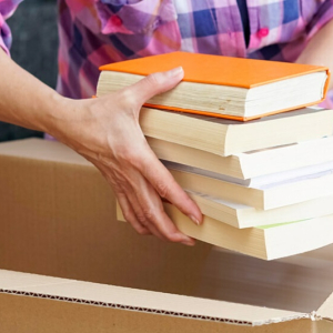 Estante Cultural: alunas da UnC criam projeto para arrecadar livros usados