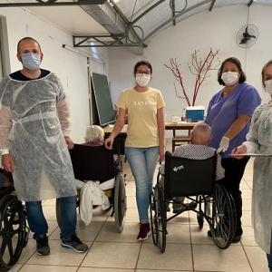 Mafra começa a vacinar idosos com a terceira dose contra a covid-19