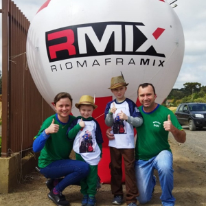 Irmãos mafrenses se destacam através da música e da fé