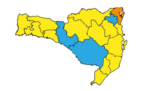 SC: Mafra e Itaiópolis recuam para nível alto na transmissão da covid-19