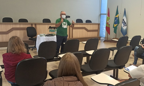Produtores rurais recebem curso para emissão de Nota Fiscal Eletrônica em Mafra