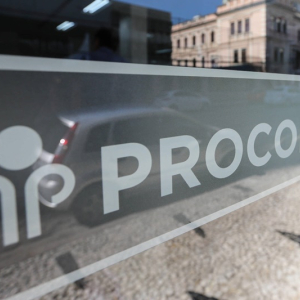 Procon-PR alerta consumidor sobre a importância de pedir a nota fiscal