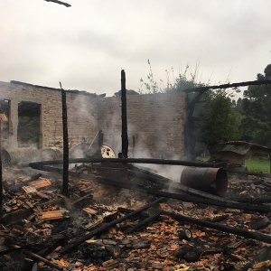 Porcos morrem queimados em incêndio em propriedade rural no Imbuial