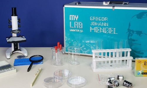 Laboratório portátil para universitários é sensação na Uninter