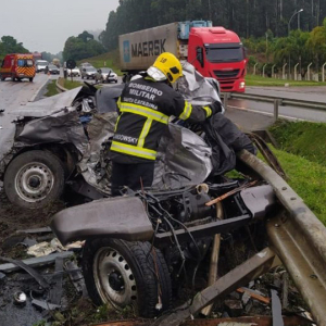Apicultor de Itaiópolis morre em acidente na BR-116, em Mafra