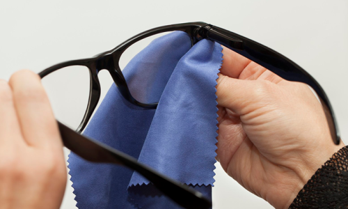 Madrid Óticas lança microfibra que impede o embaçamento de lentes oculares
