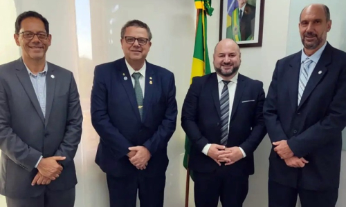 Em Brasília, Emerson Maas busca recursos para implantar escola cívico-militar em Mafra