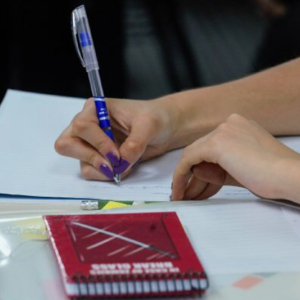 Prova para o processo seletivo de ACTs em SC é adiada para dezembro