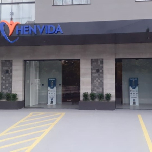 Henvida inaugura duas capelas mortuárias em Rio Negrinho