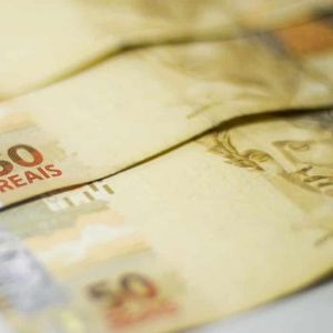 Governo aumenta valor dos benefícios pagos a famílias carentes
