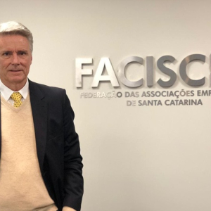 Facisc comemora 50 anos com foco no empresário catarinense