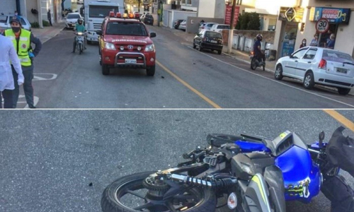 Colisão entre motos deixa dois feridos em Mafra