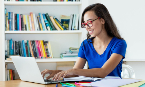 Black Week Uninter garante cursos superiores com até 70% de desconto