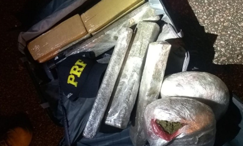 Adolescente é apreendido com dois quilos de skunk e nove quilos de maconha em Mafra