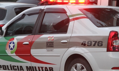Homem é rendido por criminosos armados e tem dinheiro roubado em Mafra